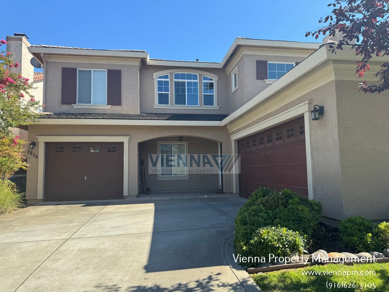 1810 Sea Side Ct - Photo 2 of 29