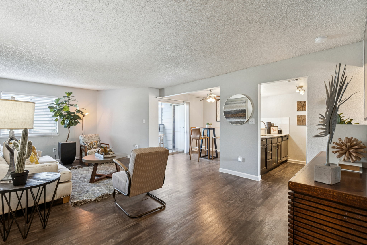 The Mark at 2600 - Photo 6 of 19