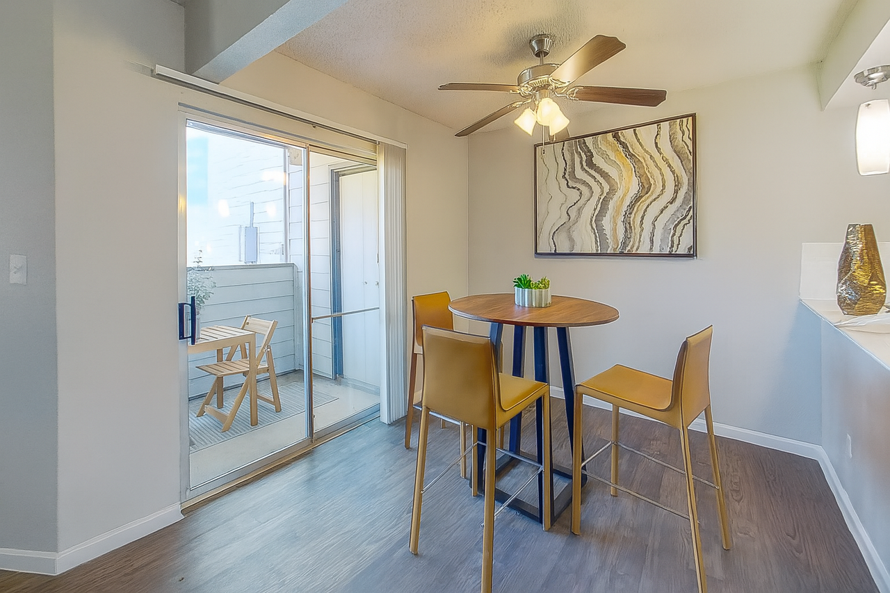 The Mark at 2600 - Photo 7 of 19