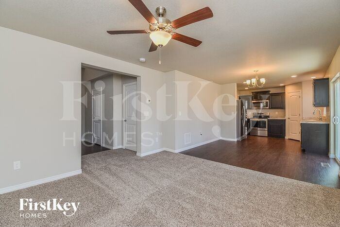 5331 Pabst Dr - Photo 3 of 15