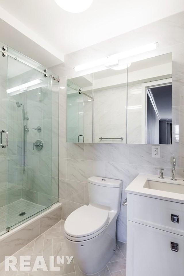 E 86th St #15GW - Photo 5 of 8