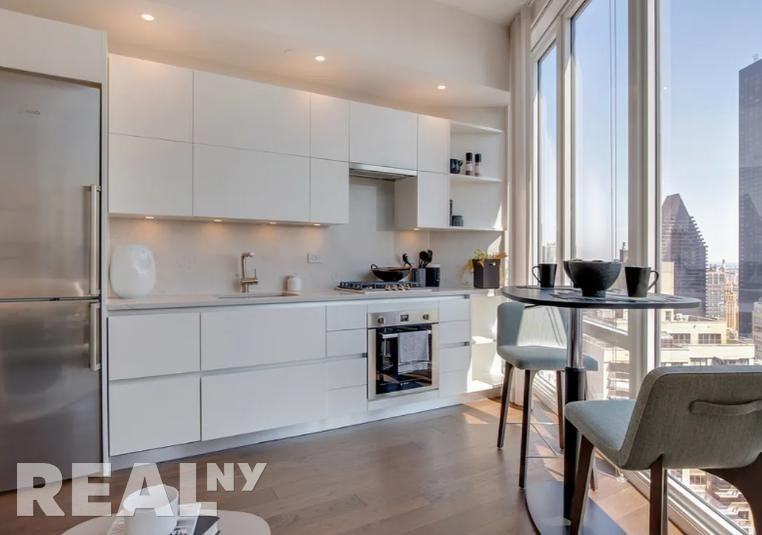 E 44th St #27F - Photo 3 of 3