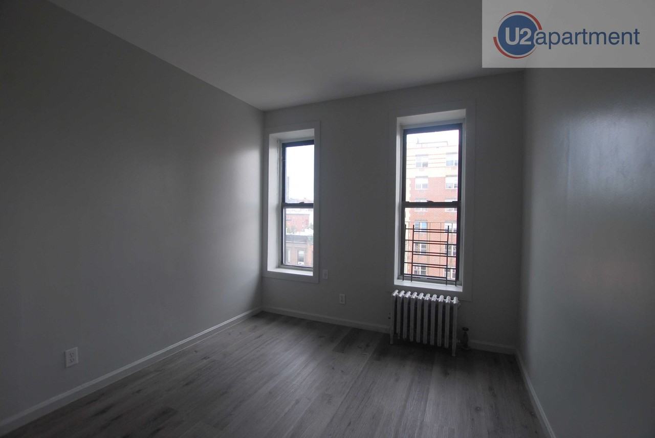 400 East 115th Street #2 - Photo 3 of 11