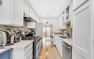 10125 De Soto Ave - Photo 1 of 1