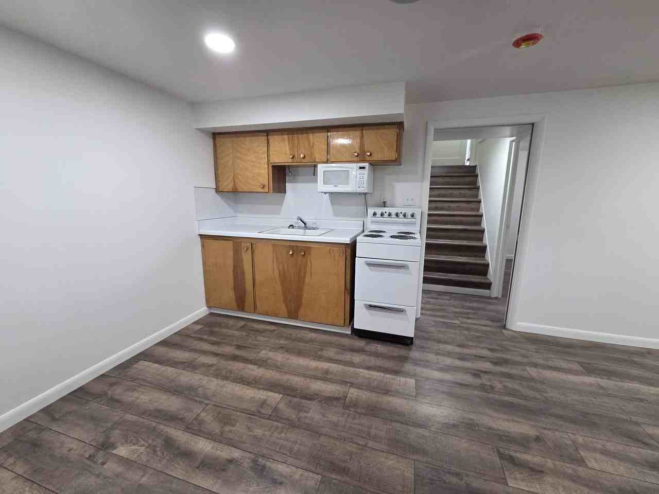 540 Sunset Ave #B - KAM - Photo 3 of 27