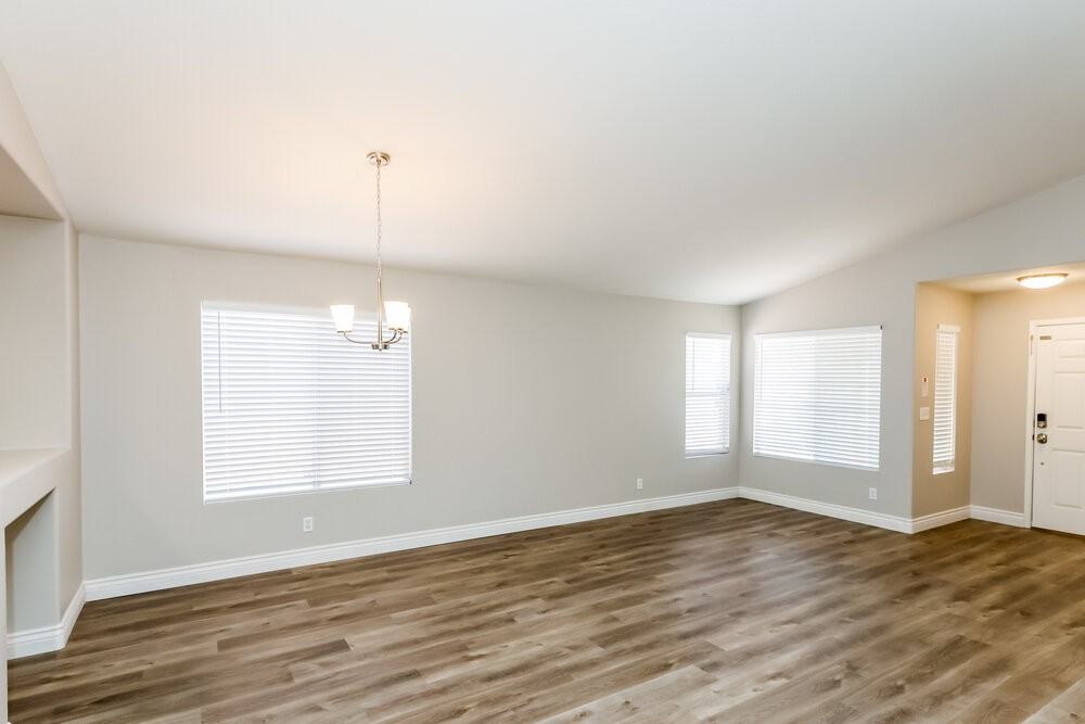941 Adobe Flat Dr - Photo 4 of 16