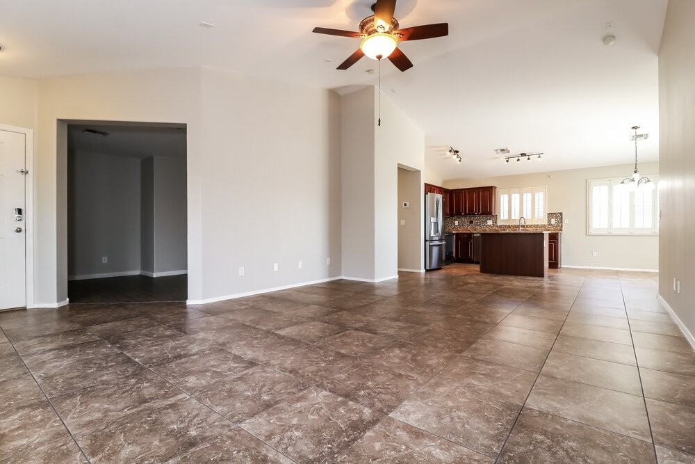 23837 W Papago St - Photo 5 of 16