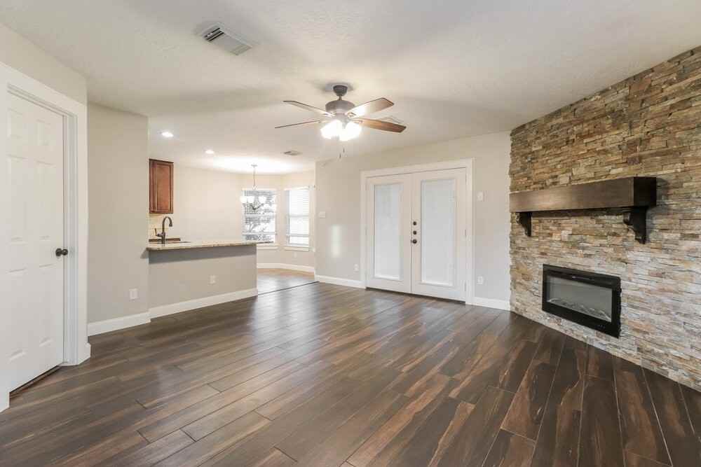 18400 Sunrise Pines Dr - Photo 6 of 17