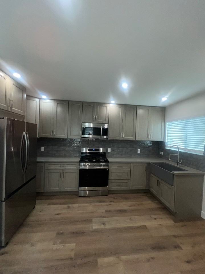 3543 Homeland Dr - Photo 2 of 6