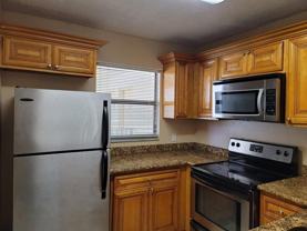 1542 Lake Crystal Dr ##H - Photo 1 of 1