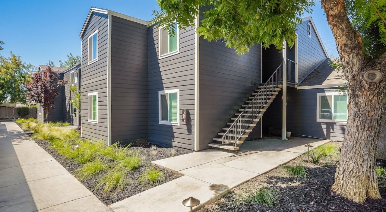 Trails at 2112 - Photo 5 of 24