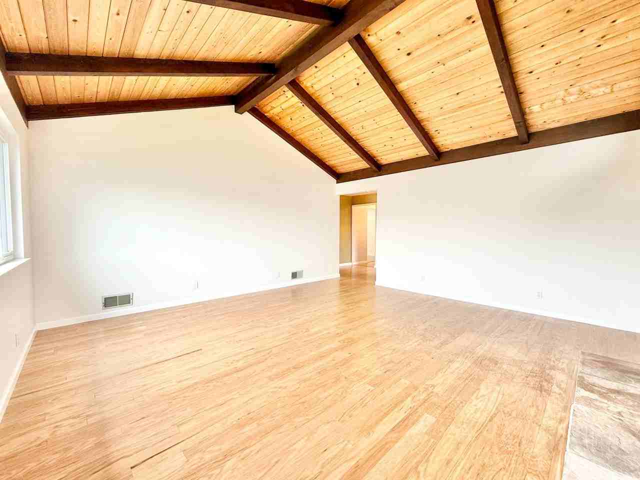 840 Dell Rd - Photo 6 of 37