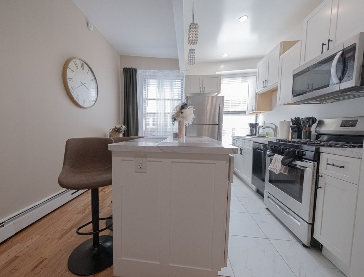 2098 Frederick Douglass Blvd #1351250P - Photo 4 of 47