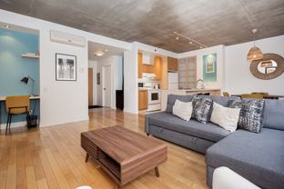 326 Rue De La Gauchetière O - Photo 1 of 1