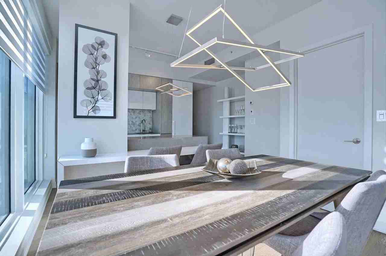 1215 Rue Saint-Antoine O #1262041P - Photo 4 of 42