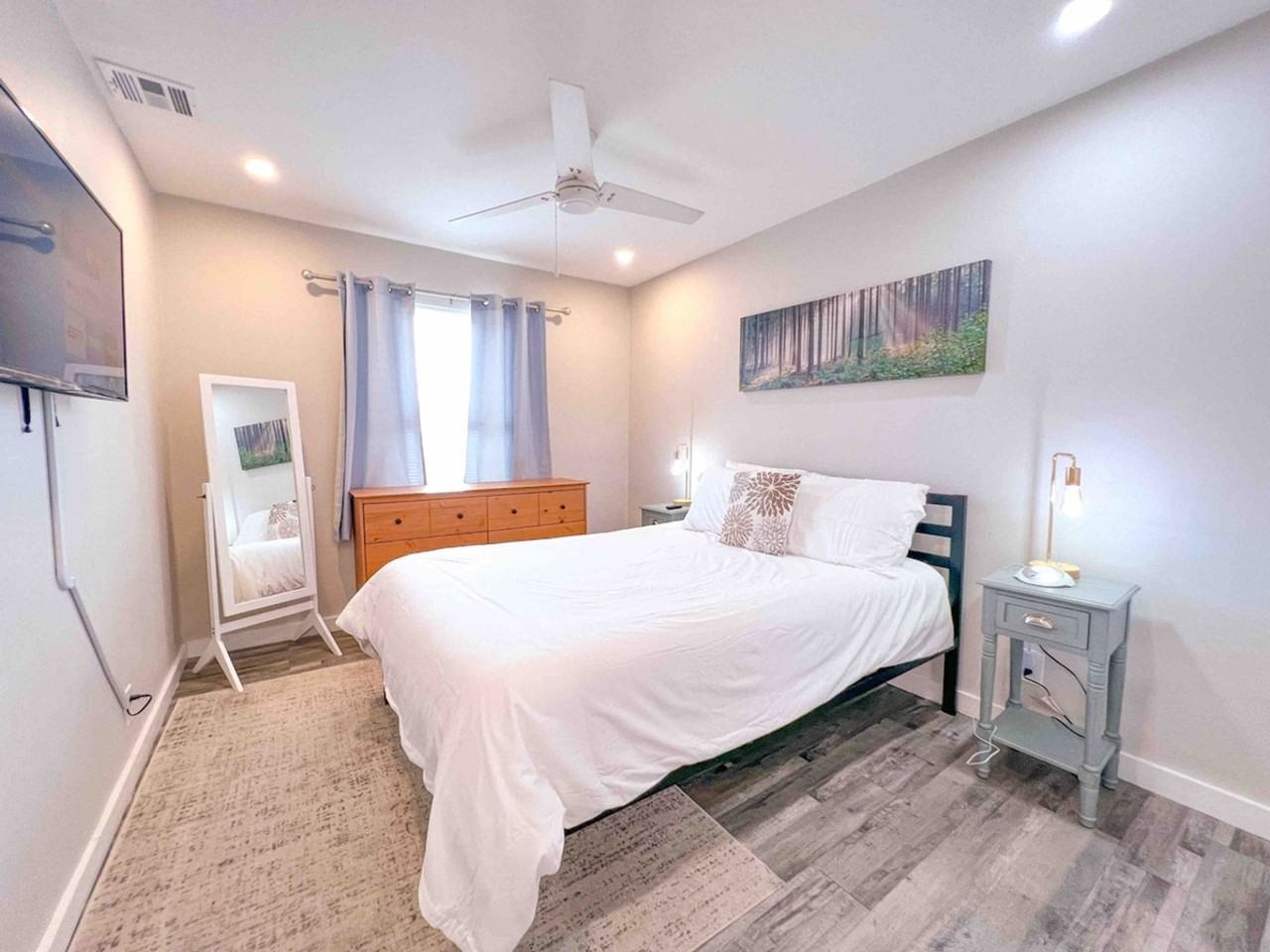 1120 Morgan Ave #1268427P - Photo 5 of 21