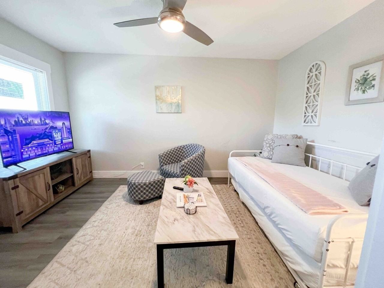 1112 Morgan Ave #1268432P - Photo 2 of 25