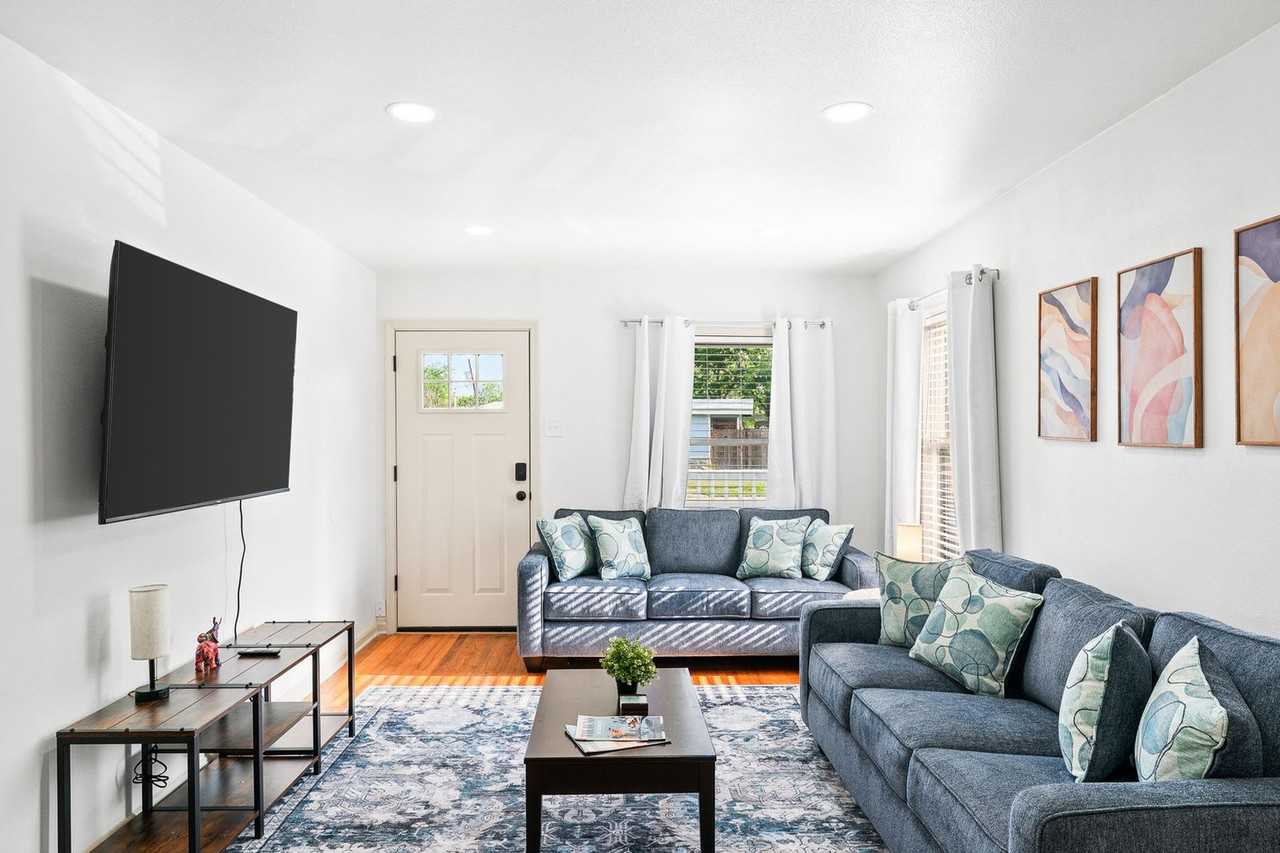 406 Robert Dr #1268434P - Photo 5 of 25