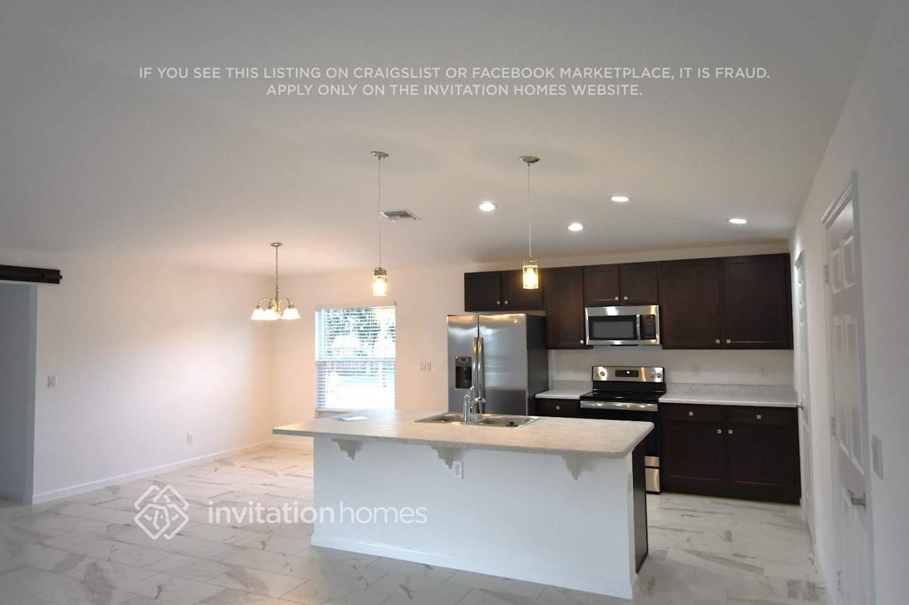 857 Sw Sail Ter - Photo 3 of 12