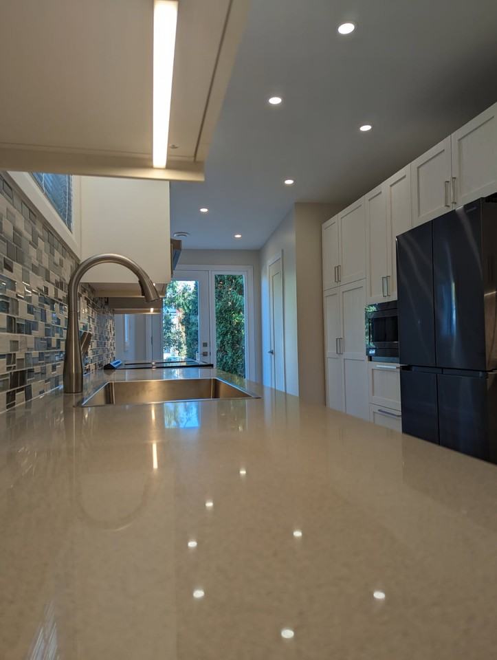 95 Spadina Avenue - Photo 3 of 14