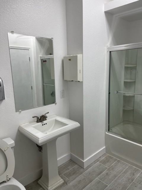 7025 California Ave Sw #C - Photo 5 of 10