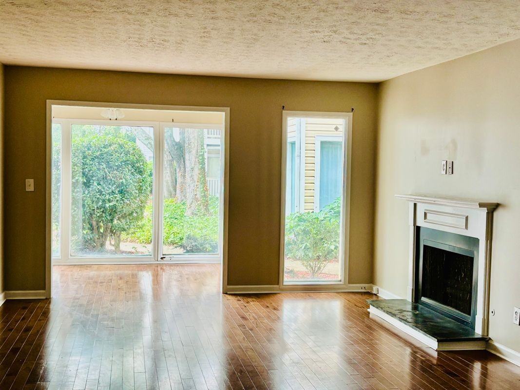 1206 Augusta Dr - Photo 5 of 16