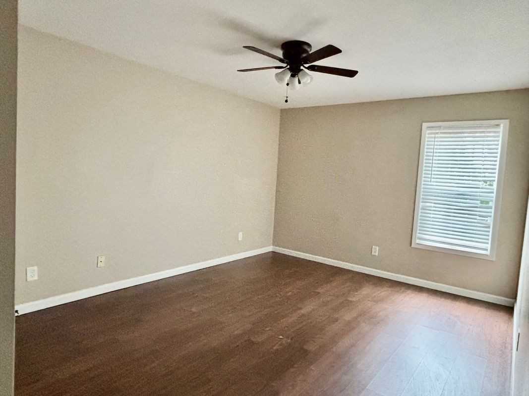 1206 Augusta Dr - Photo 6 of 16