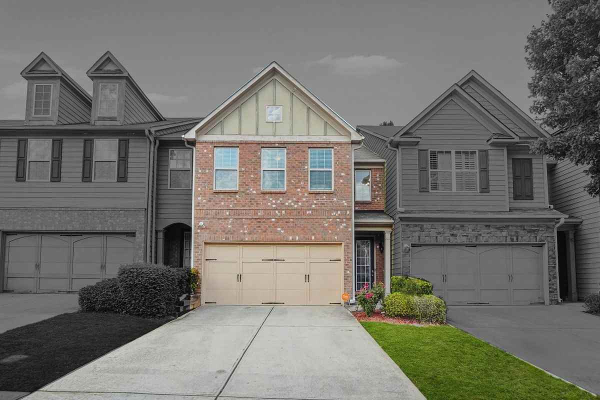 1539 Creek Bend Ln - Photo 2 of 32