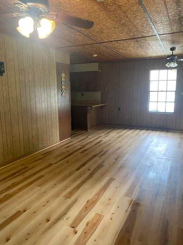 225 E 35th Ave - Photo 2 of 7