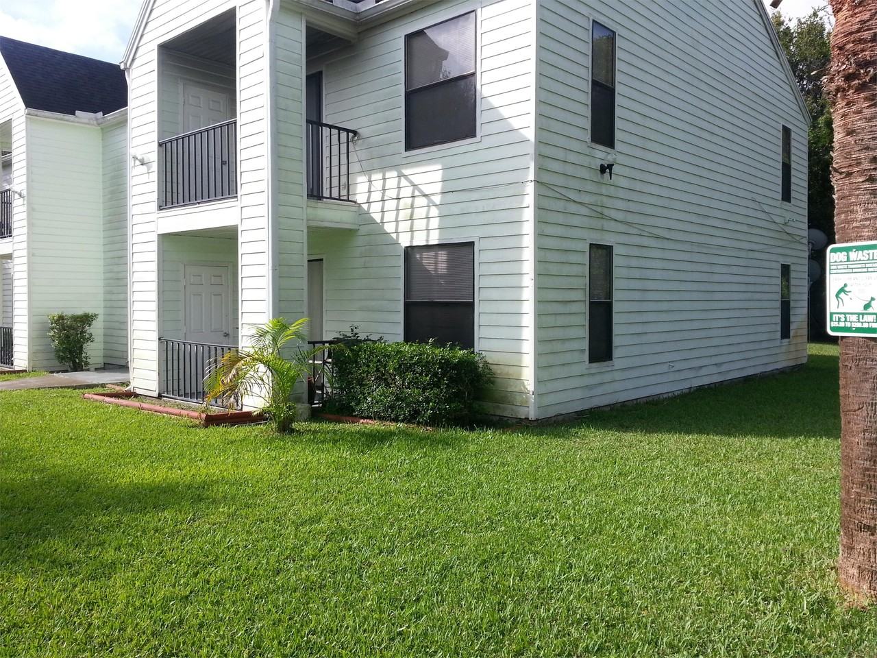 2029 S 26th St - Photo 7 of 16