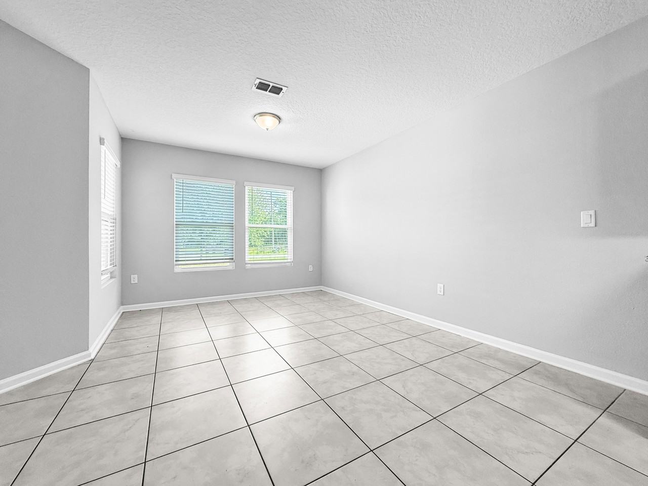 9032 Open Field Rd - Photo 7 of 33