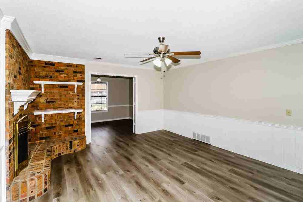 4055 Delgate Cv - Photo 6 of 17