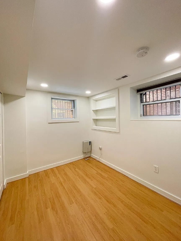 1218 Euclid St Nw - Photo 3 of 8