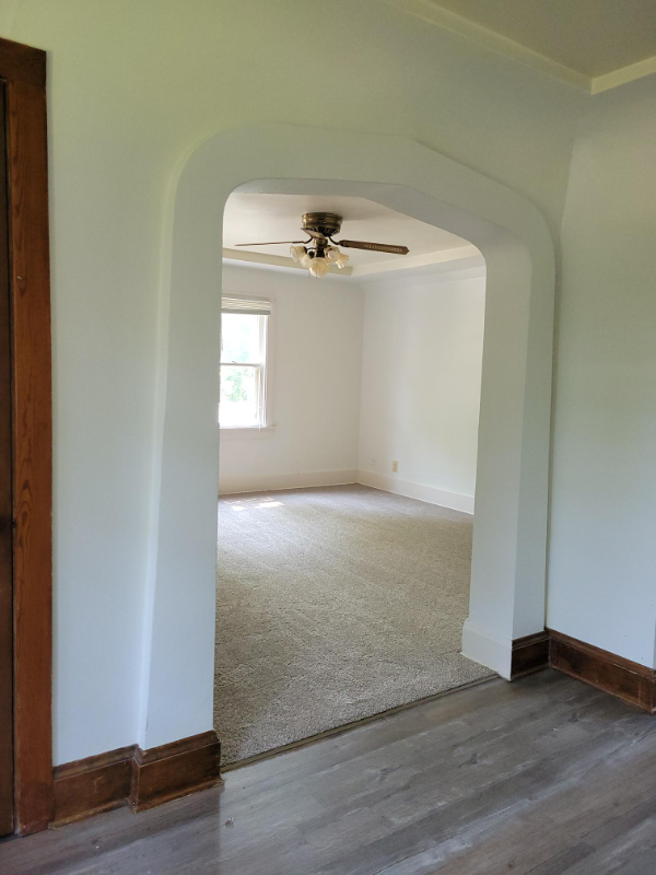 6522 W Mequon Rd - Photo 3 of 20