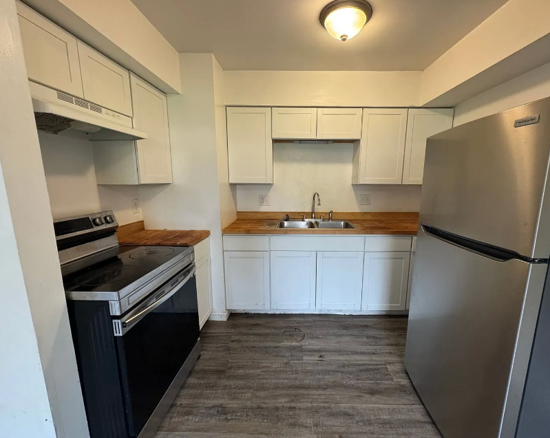 2030 Catalpa Dr #D - Photo 3 of 7