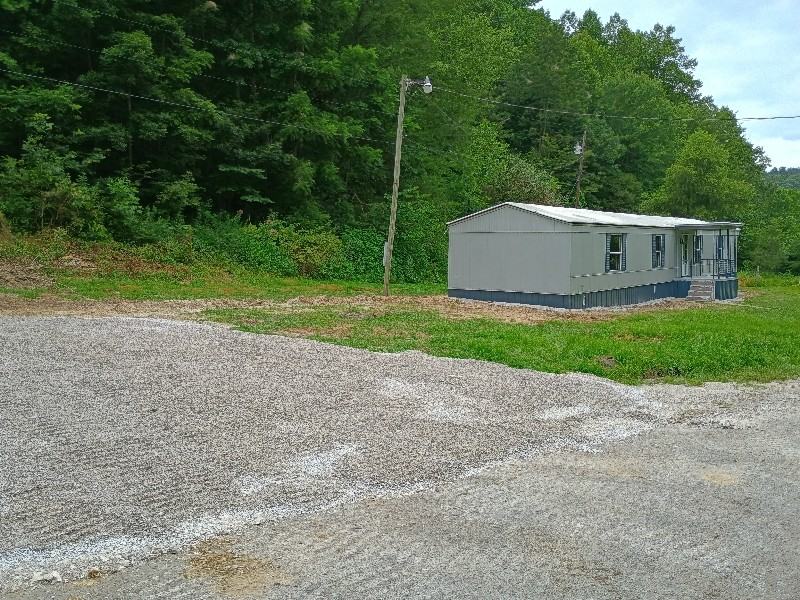 365 Ester Spur Rd - Photo 3 of 15