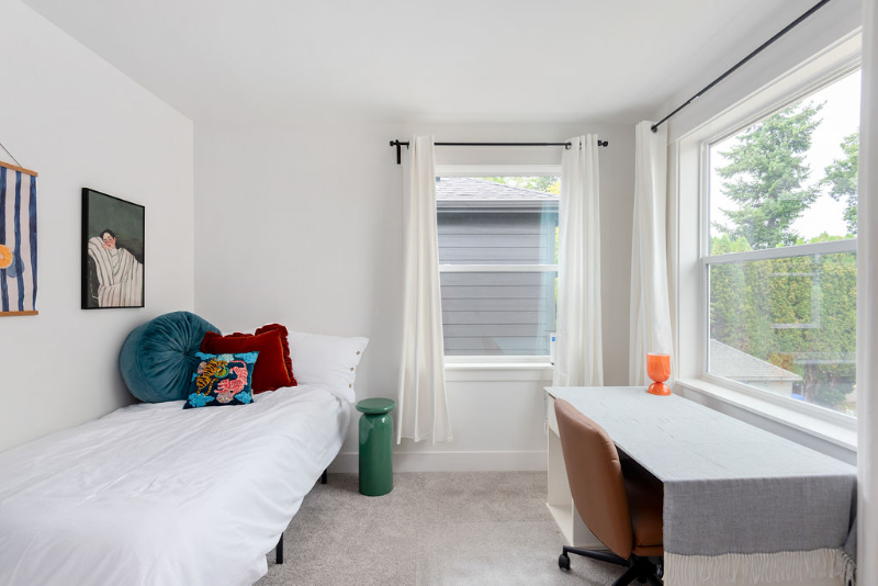 1605 Ne Liberty St - Photo 3 of 20