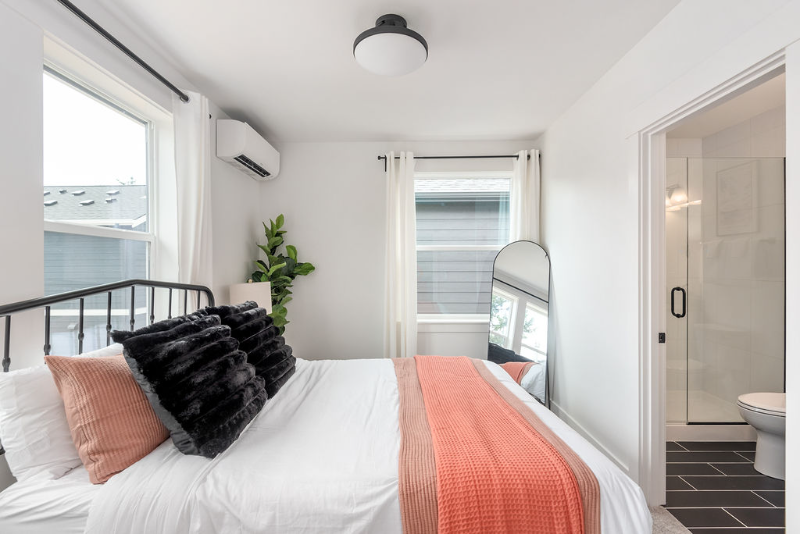 1605 Ne Liberty St - Photo 5 of 20