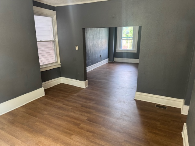 535 W 8th Ave - Photo 2 of 17