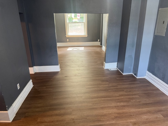 535 W 8th Ave - Photo 3 of 17