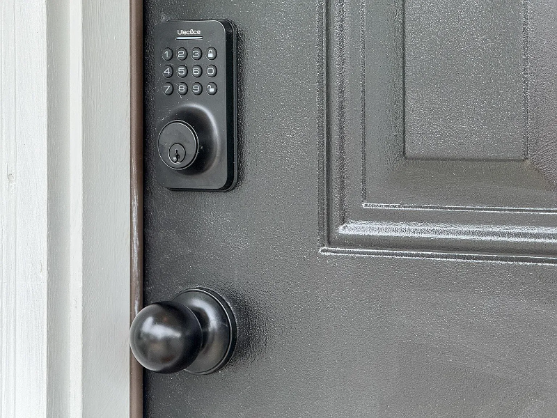 1203 Walnut St #B - Photo 2 of 11