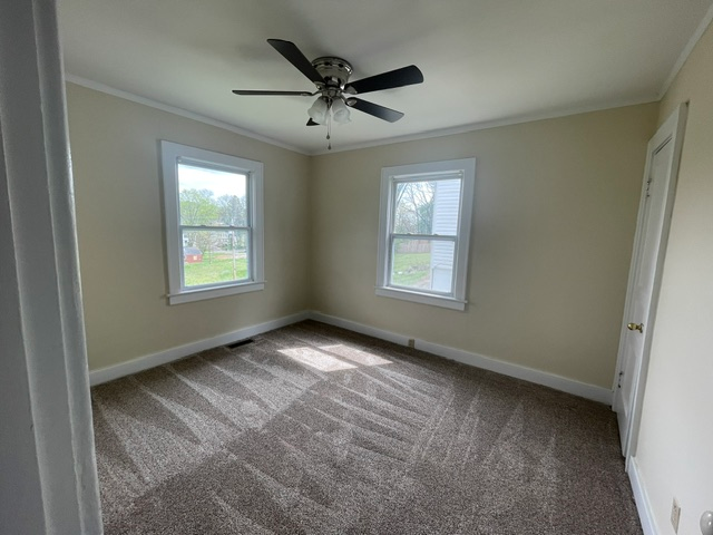 1805 Dimple Ct - Photo 7 of 11