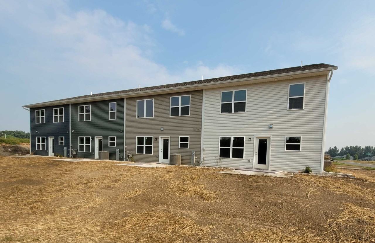 1606 E 23rd St #NA - Photo 3 of 24