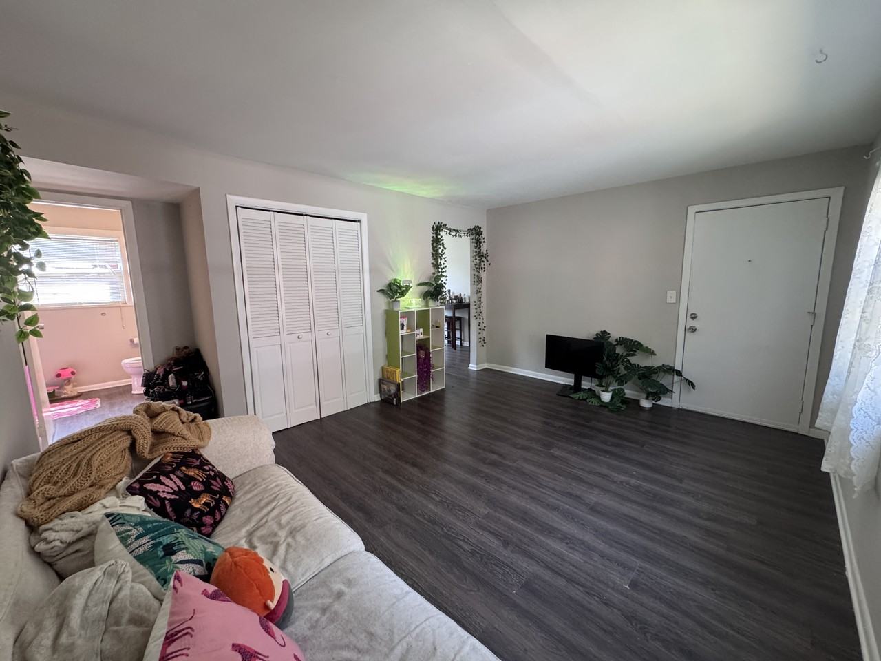 1170 Bryden Rd #D - Photo 3 of 35