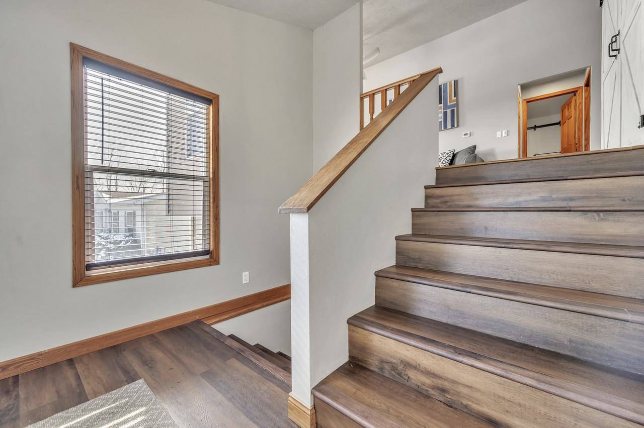 2803 Sportsmans Dr #NA - Photo 2 of 35