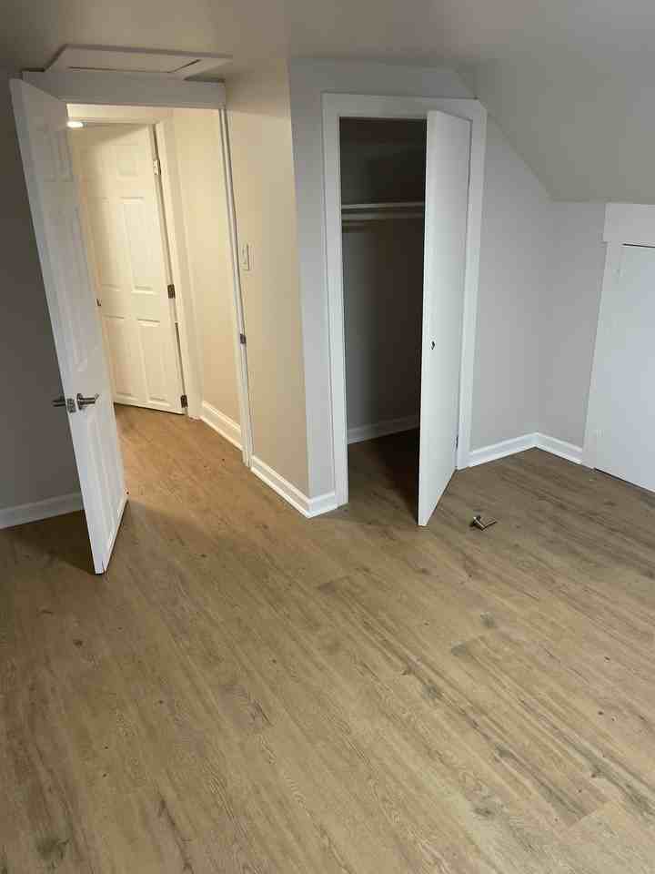 119 E Wilson St #NA - Photo 5 of 34