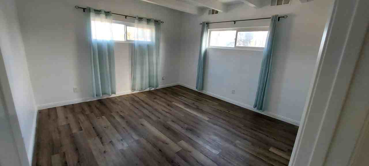 1196 Fountain St #C - Photo 4 of 5