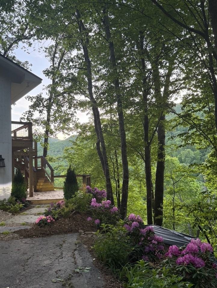 233 River Ridge Pkwy #NA - Photo 2 of 14