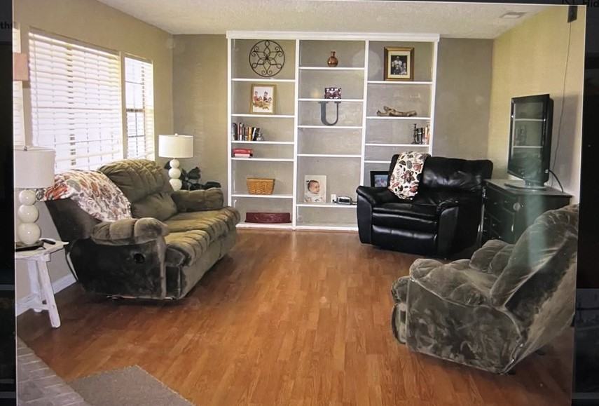 28810 Lakeview Ave #NA - Photo 2 of 7