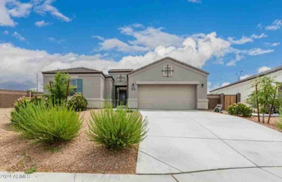 3331 N 299th Dr #NA - Photo 3 of 31